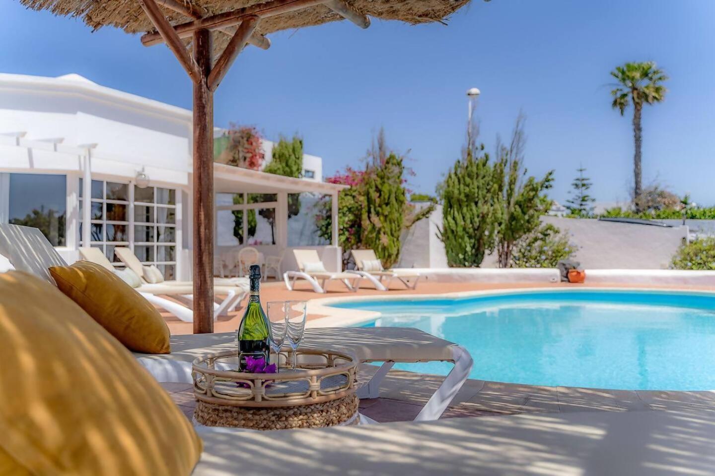 Amazing 3 Bedroom Ocean View With Pool Тіас Екстер'єр фото
