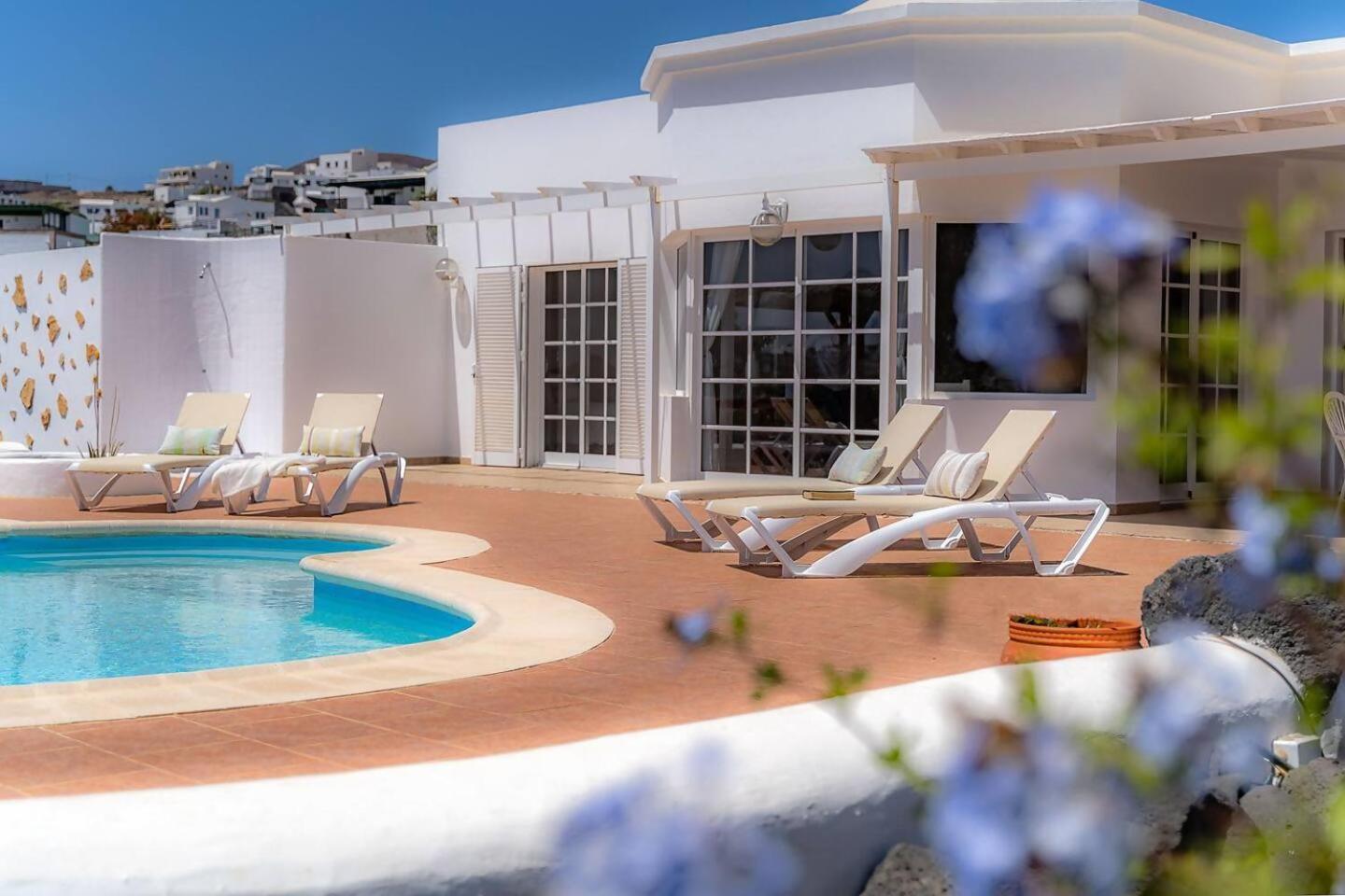 Amazing 3 Bedroom Ocean View With Pool Тіас Екстер'єр фото