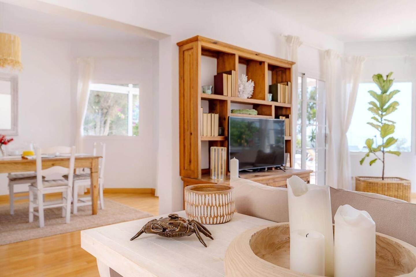 Amazing 3 Bedroom Ocean View With Pool Тіас Екстер'єр фото