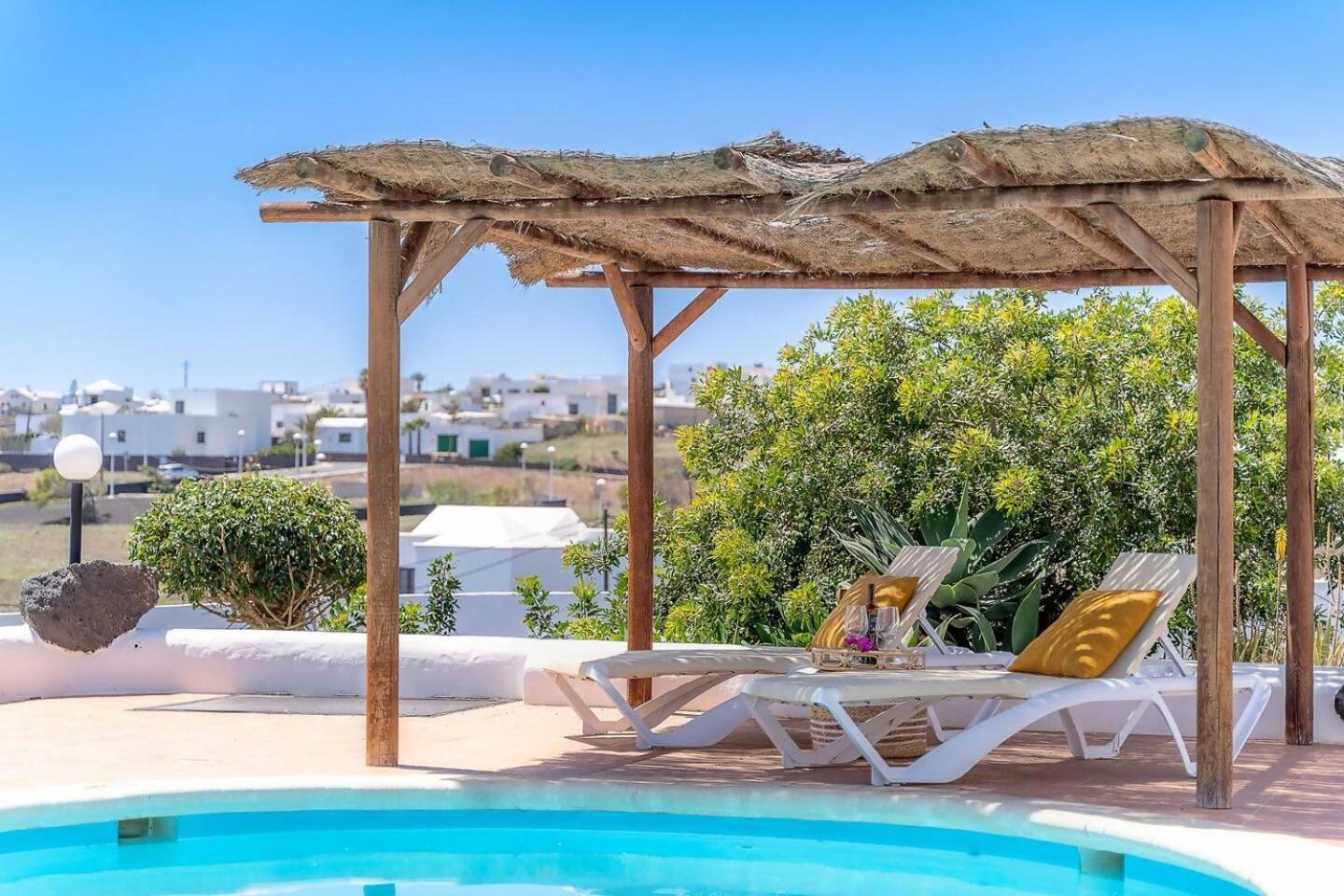 Amazing 3 Bedroom Ocean View With Pool Тіас Екстер'єр фото