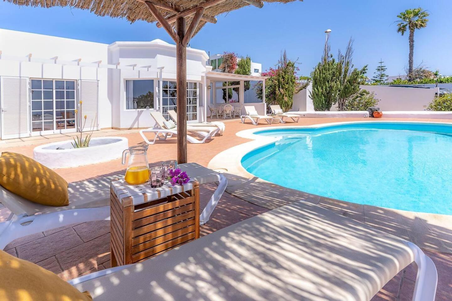 Amazing 3 Bedroom Ocean View With Pool Тіас Екстер'єр фото