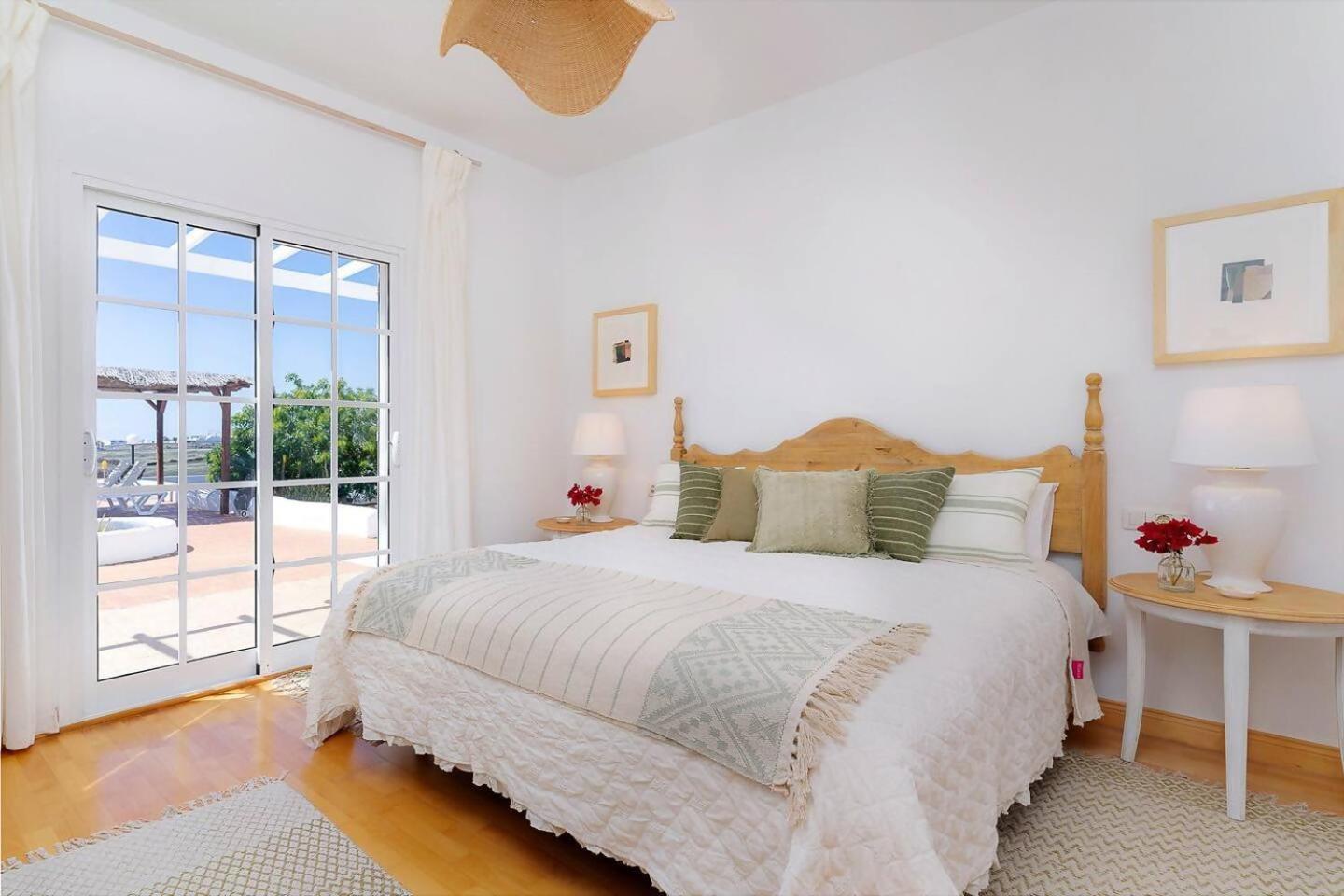 Amazing 3 Bedroom Ocean View With Pool Тіас Екстер'єр фото